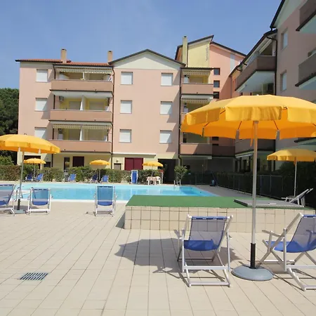 Lovely 3 Flat In Rosolina With Shared Pool Apartman *