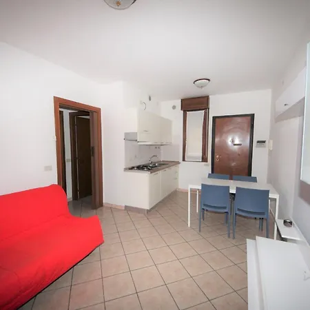 Lovely 3 Flat In Rosolina With Shared Pool