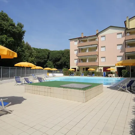 Lovely 3 Flat In Rosolina With Shared Pool Appartamento Rosolina Mare
