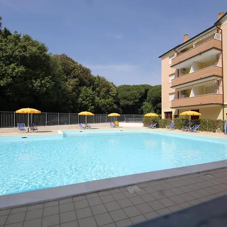 Lovely 3 Flat In Rosolina With Shared Pool Appartamento Rosolina Mare